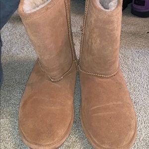 Bear paw beige boots